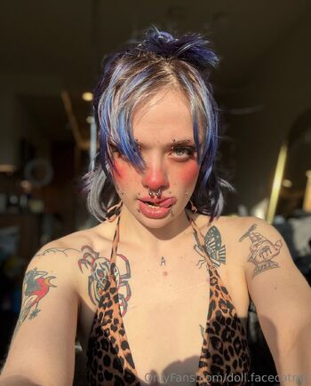 Catni / doll.facecatnip nude photo #4