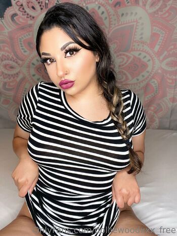 𝐃𝐨𝐥𝐥𝐢𝐞 𝘾𝙤𝙨𝙥𝙡𝙖𝙮 ᶠᴿᴱᴱ ᴾᴬᴳᴱ / dolliewoodxxx_free nude photo #2