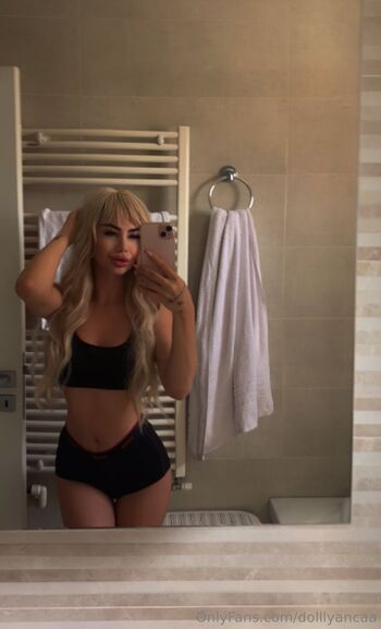 Doll / dolllyancaa nude photo #12