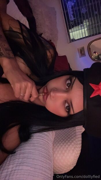 daliah / dolllyfied nude photo #3