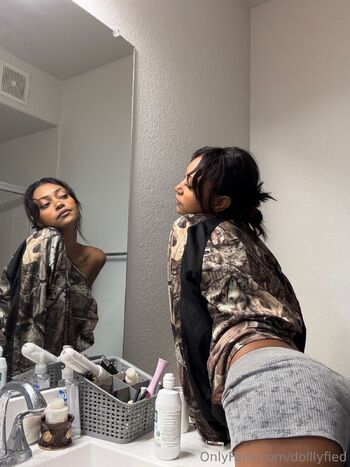 daliah / dolllyfied nude photo #10