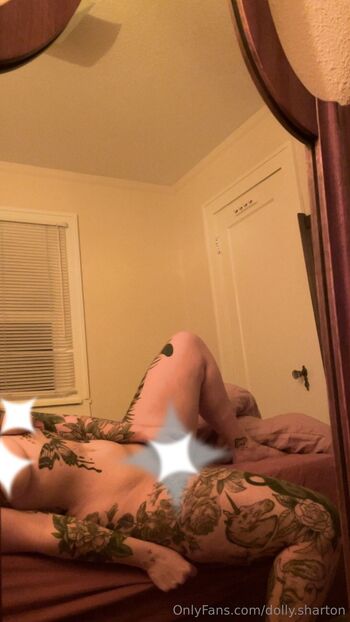 Dolly Sharto / dolly.sharton nude photo #1
