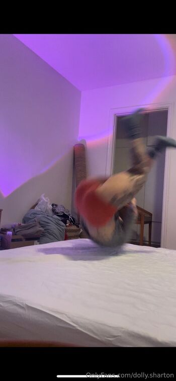 Dolly Sharto / dolly.sharton nude photo #14