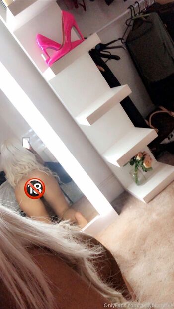 FREE PAGE / dollybitchfree nude photo #12