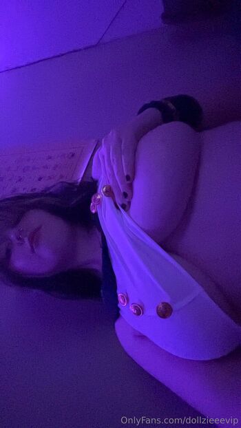 Doll / dollzieeevip nude photo #23