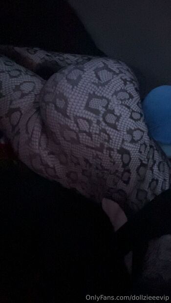 Doll / dollzieeevip nude photo #26