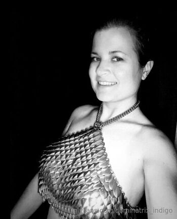 Dominatrix Angelica Indig / dominatrix_indigo nude photo #5