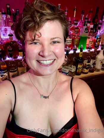 Dominatrix Angelica Indig / dominatrix_indigo nude photo #16