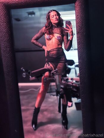 Goddess Hazel Ange / dominatrixhazel nude photo #1