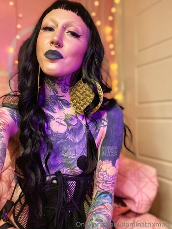 Dominatrix Sev Mars / dominatrixmars nude photo #4