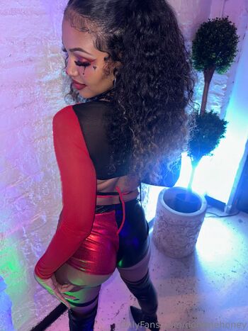 Domme Hone / dommehoney / jolieee_xo / goddesshoney_xo nude photo #4