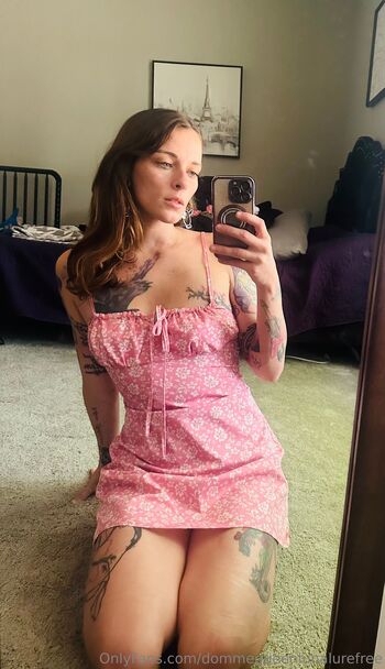 Luna Lure Fre / dommequeenlunalurefree nude photo #8