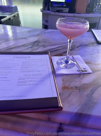 dommequeenlunalurefree