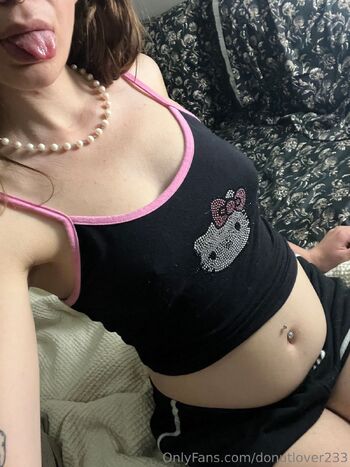 Daisy / donutlover233 nude photo #18