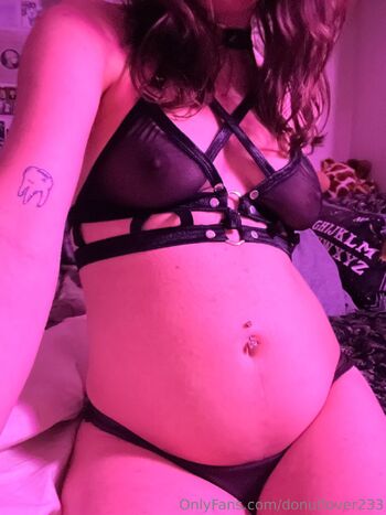 Daisy / donutlover233 nude photo #24