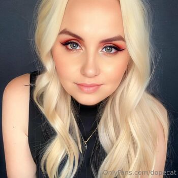 A / dopecat / aj3skip nude photo #11