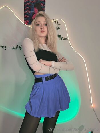 Dora / dorapho_bia nude photo #2