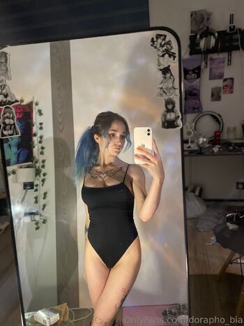Dora / dorapho_bia nude photo #10