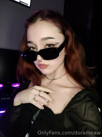 Dora / dorapho_bia nude photo #17