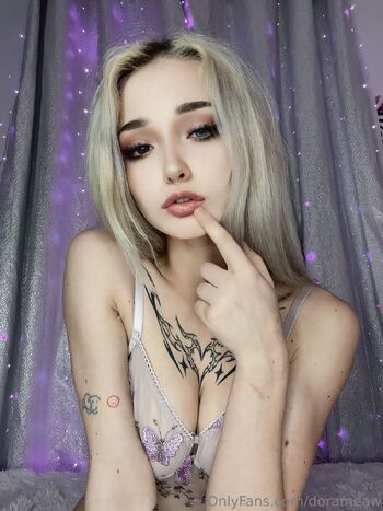 Dora / dorapho_bia nude photo #31