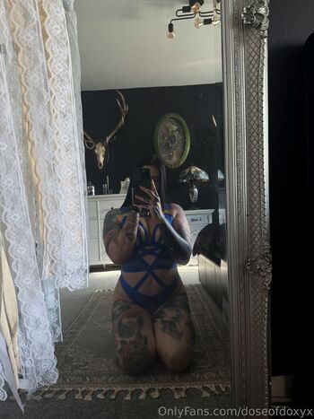 Athin / doseofdoxyx nude photo #9