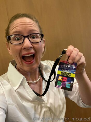 Dr McQuee / dr_mcqueef nude photo #4