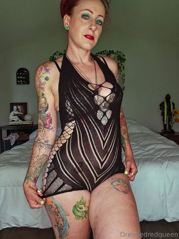 Dreaded Red Quee / dreadedredqueen.free nude photo #1