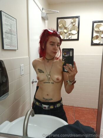 Pup (Hethey / dreaminglittlepup nude photo #1