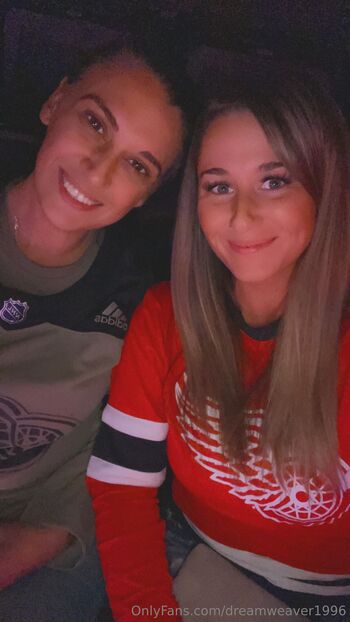 Dreamweave / dreamweaver1996 nude photo #1