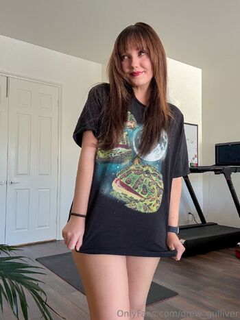 Drew Gullive / drew_gulliver nude photo #3