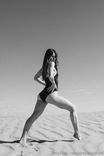 Audrey Bradfor / dreybradford nude photo #1