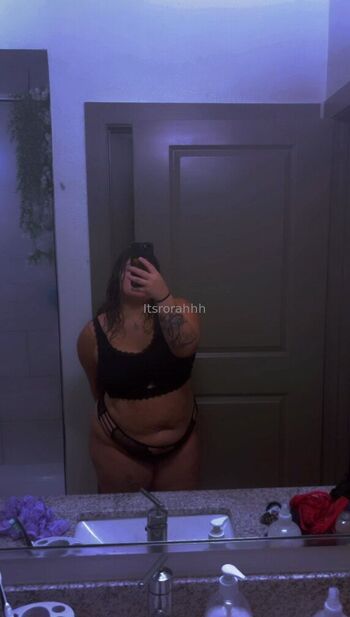 Dtxsno / dtxsnow / itsrorah / dtx_snow nude photo #30