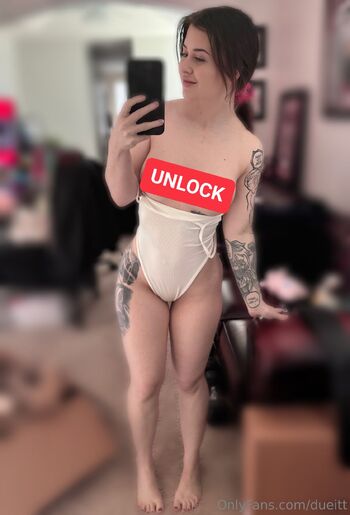 Shelby Dueit / dueitt nude photo #7