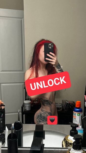 Shelby Dueit / dueitt nude photo #10