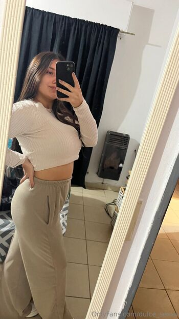 Dulc / dulce_sexxx nude photo #2