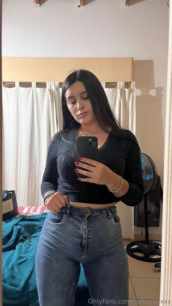 Dulc / dulce_sexxx nude photo #9