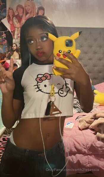 ka / earth2lekessia nude photo #16