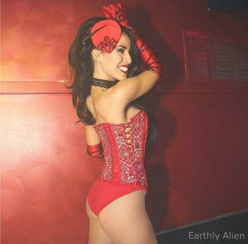 EARTHLY ALIEN / earthlyalien nude photo #17