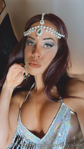 EARTHLY ALIEN / earthlyalien nude photo #29