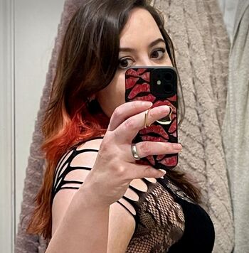 Echo Gillett / echoisweird nude photo #1