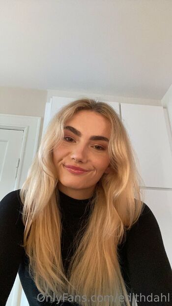 Your Online Girlfrien / edithdahl / makesyoucum69 nude photo #39