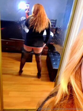 Elayn / elaynachastain nude photo #14