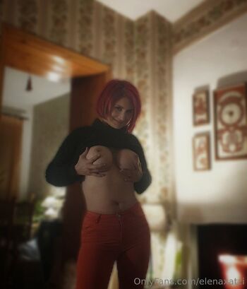 elenaxatz / elenaxatzi / smaragdatoledou nude photo #35