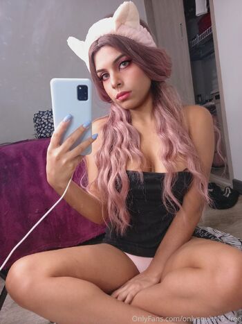 Isabella / elfisabella_free nude photo #13