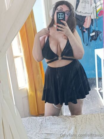 𝕰𝖑𝖋𝖆 𝕯𝖔𝖒𝖊𝖘𝖙𝖎𝖈𝖆 VIP / elfitavip nude photo #9