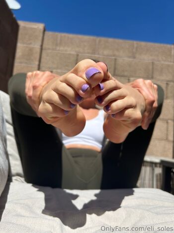 Elizabet / eli_soles nude photo #20