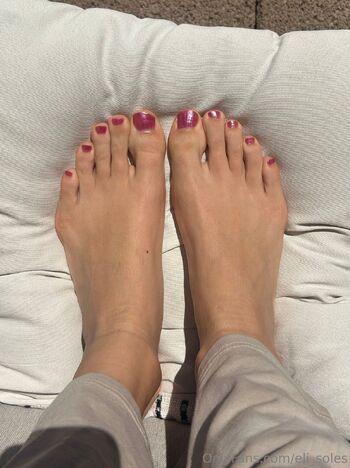 Elizabet / eli_soles nude photo #38