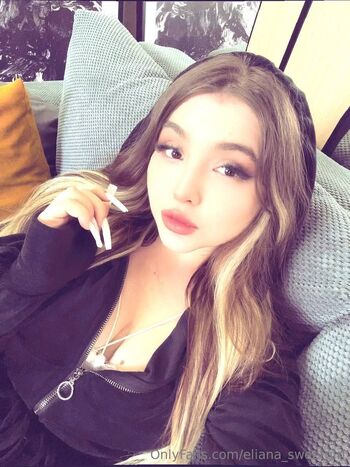 Eliana / eliana_sweetgirl nude photo #3