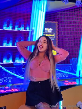 Eliana / eliana_sweetgirl nude photo #9