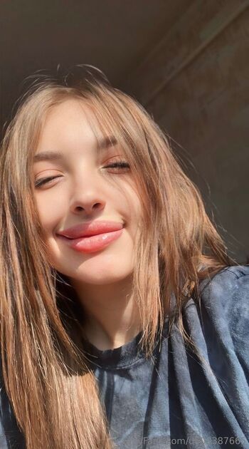 ELINA / elina_sweet nude photo #2